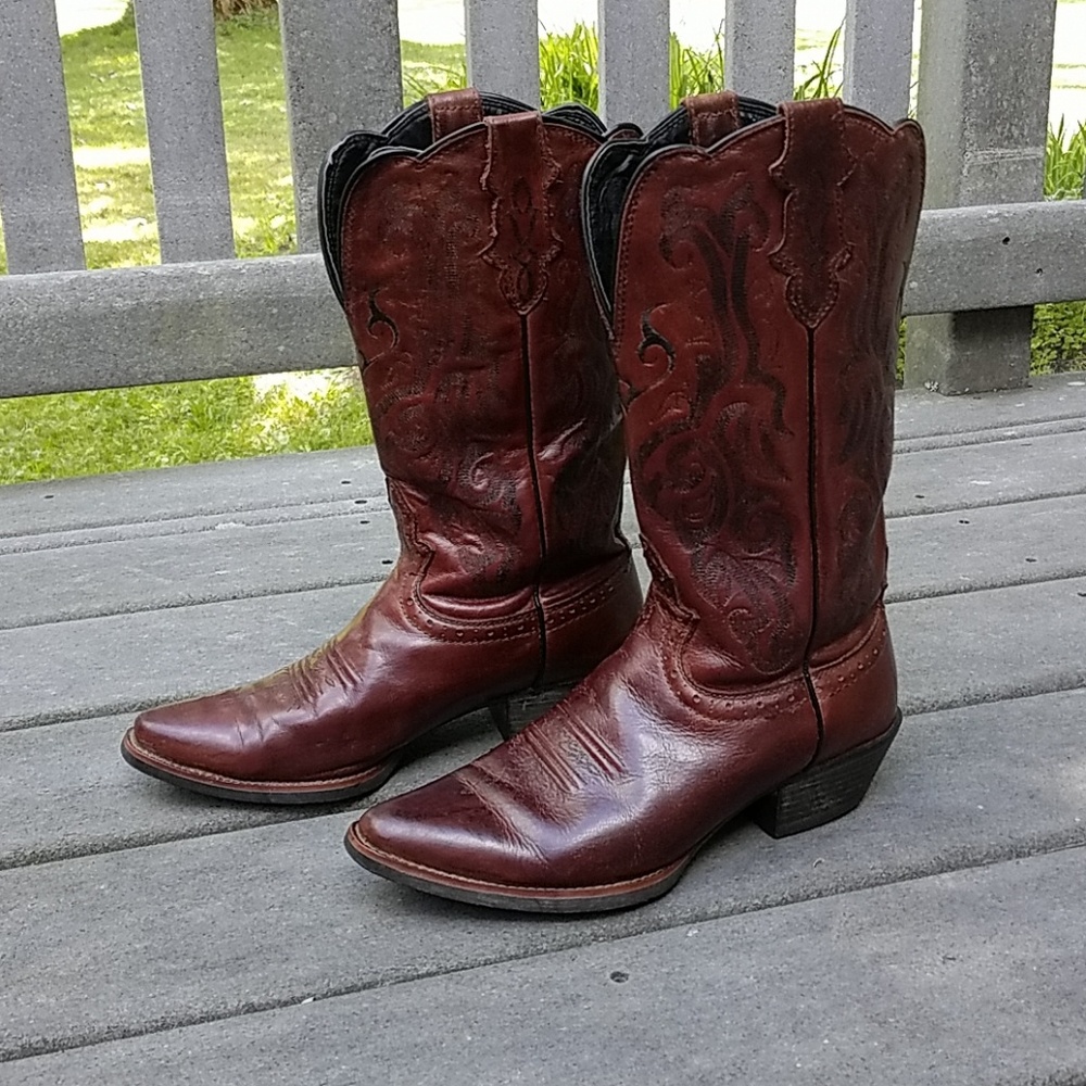 Justin Cowboy Boots brown size 7
